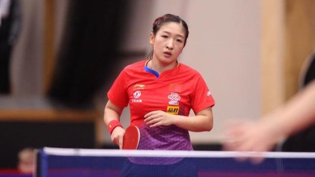 的首场比赛 的首场比赛