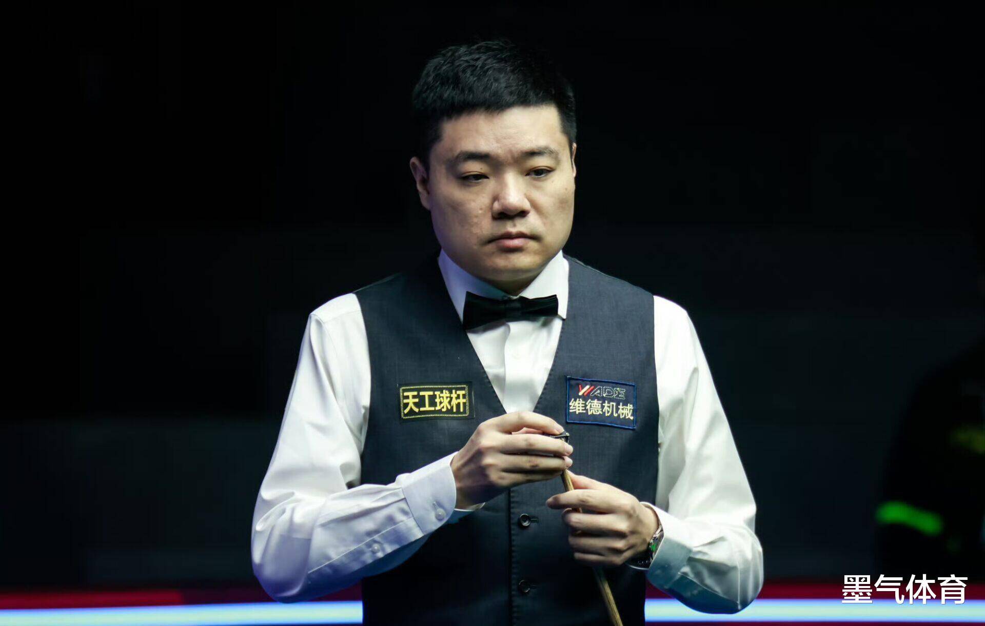 次中展现出 次中展现出