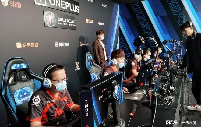 的出色发挥 的出色发挥