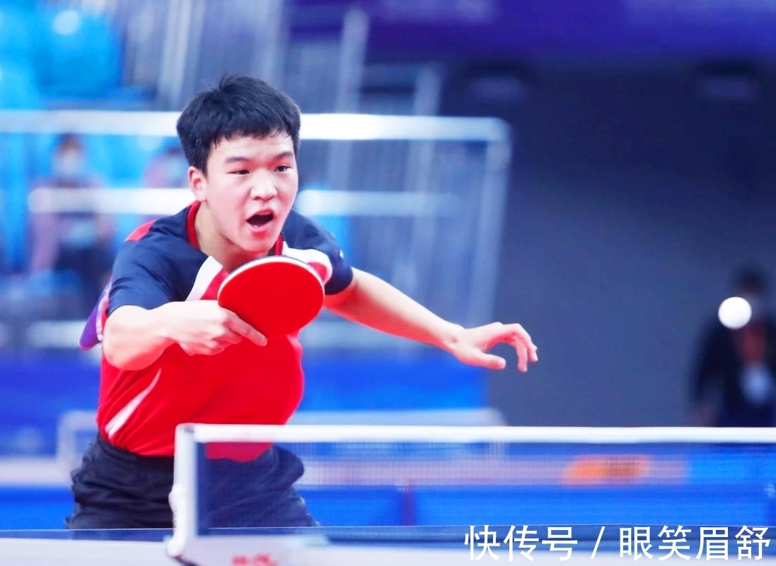 特拉弗斯 特拉弗斯